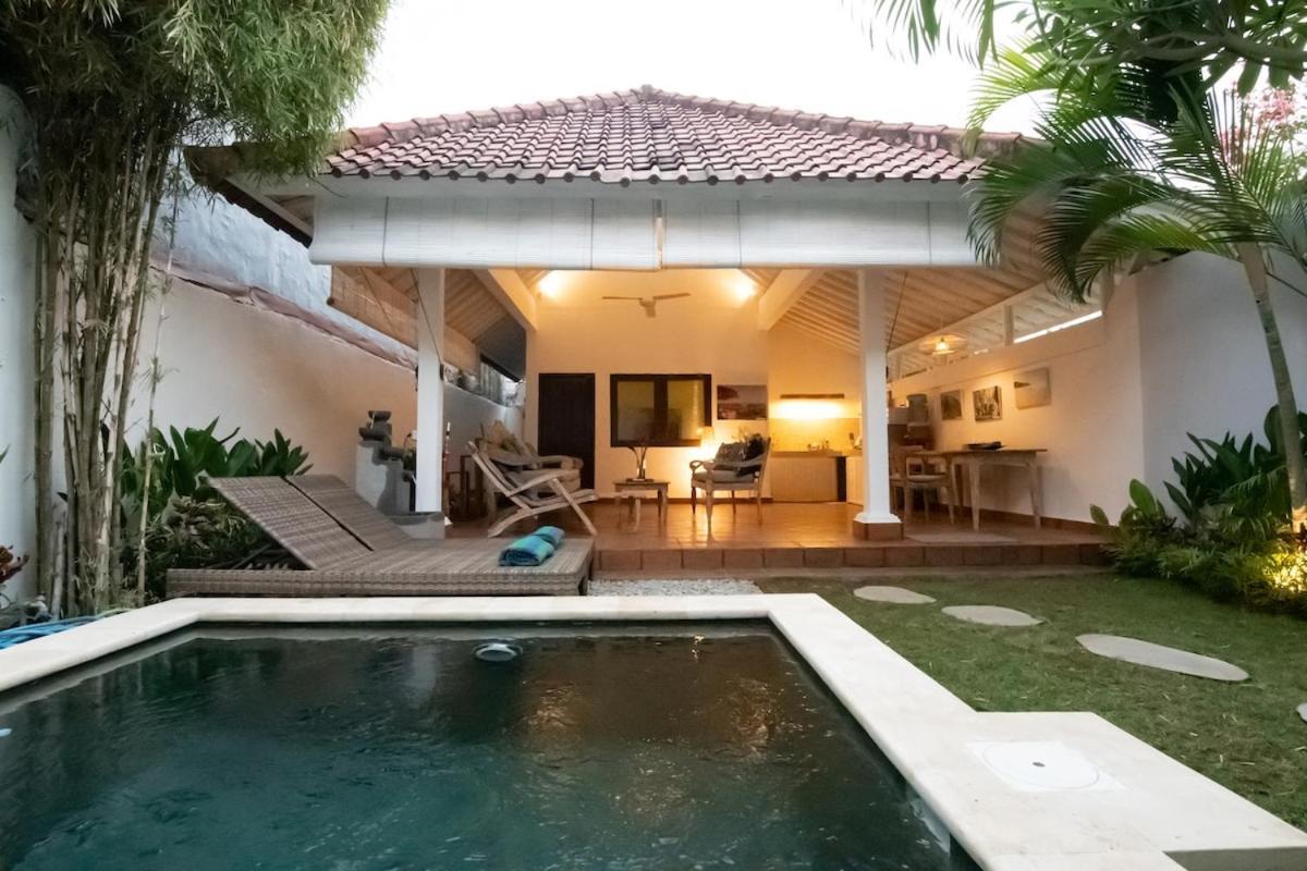 Amazing 1 Bedroom Private Pool Walk To Seminyak (Bali)