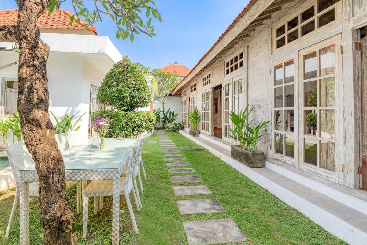 Toto Villa