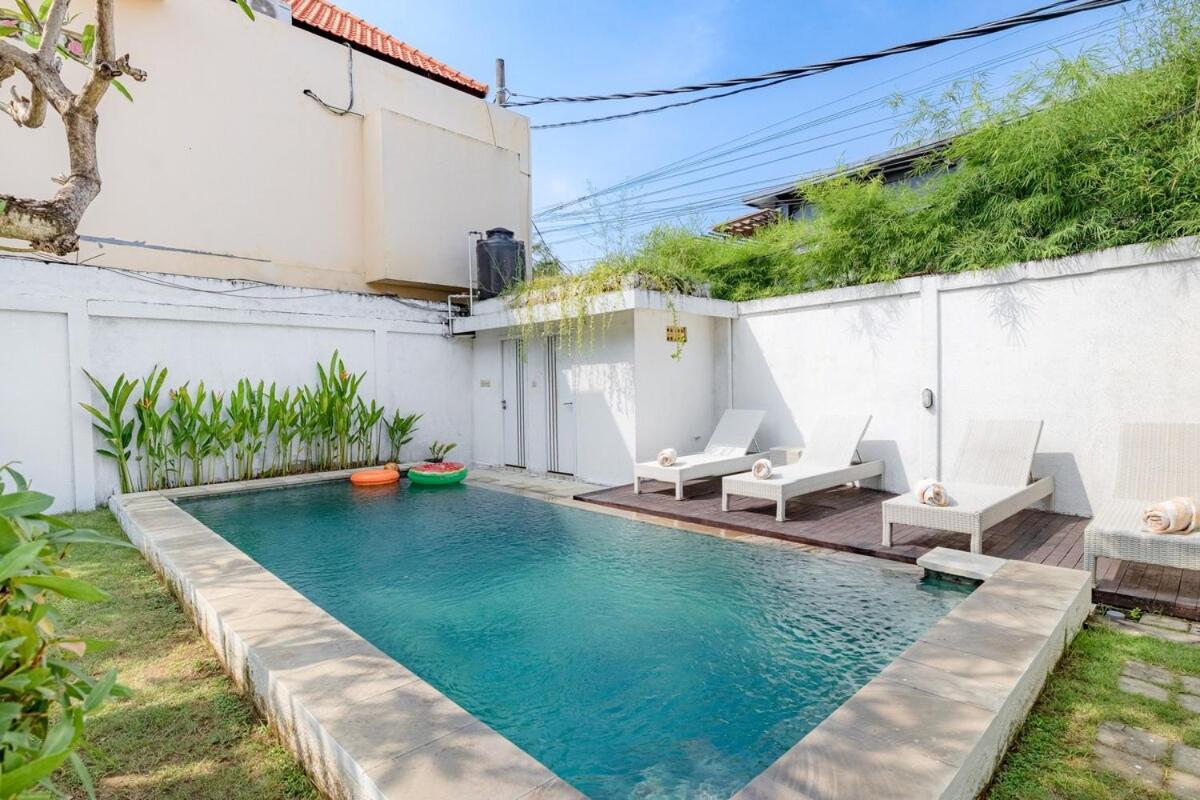 Toto Seminyak (Bali)