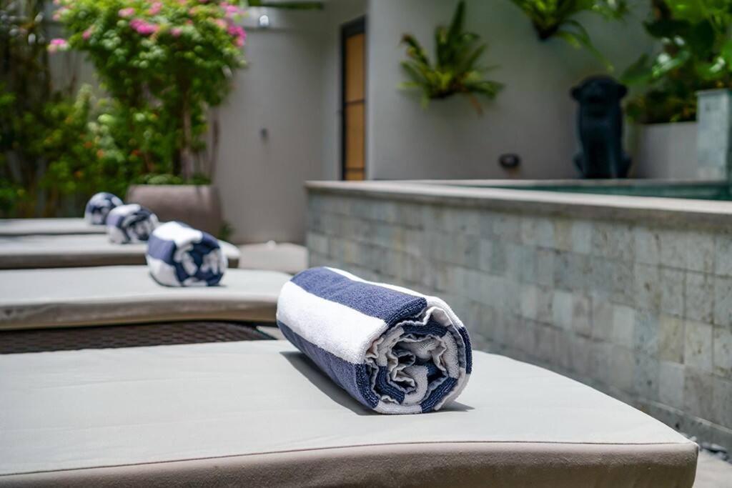 Villa Family Luxury 5bd Parking X Walk 2 Potato Head Seminyak (Bali)