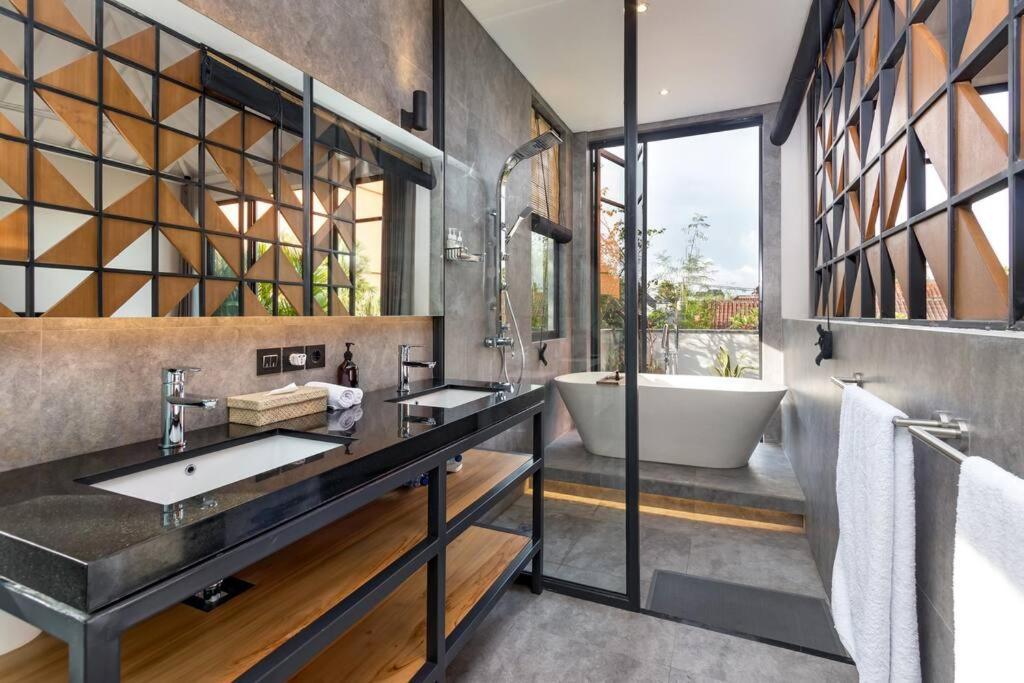 Family Luxury 5bd Parking X Walk 2 Potato Head Villa