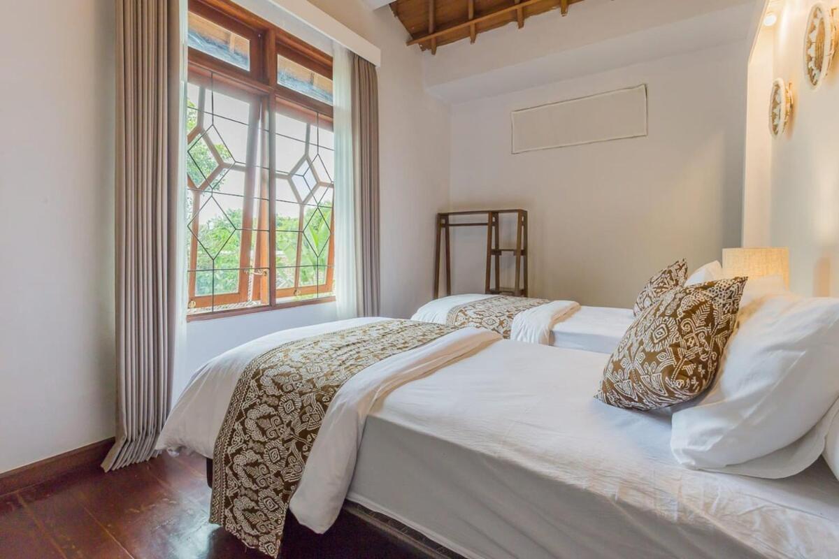Villa Castila Saraswati - Tranquil 4br In Kayu Aya