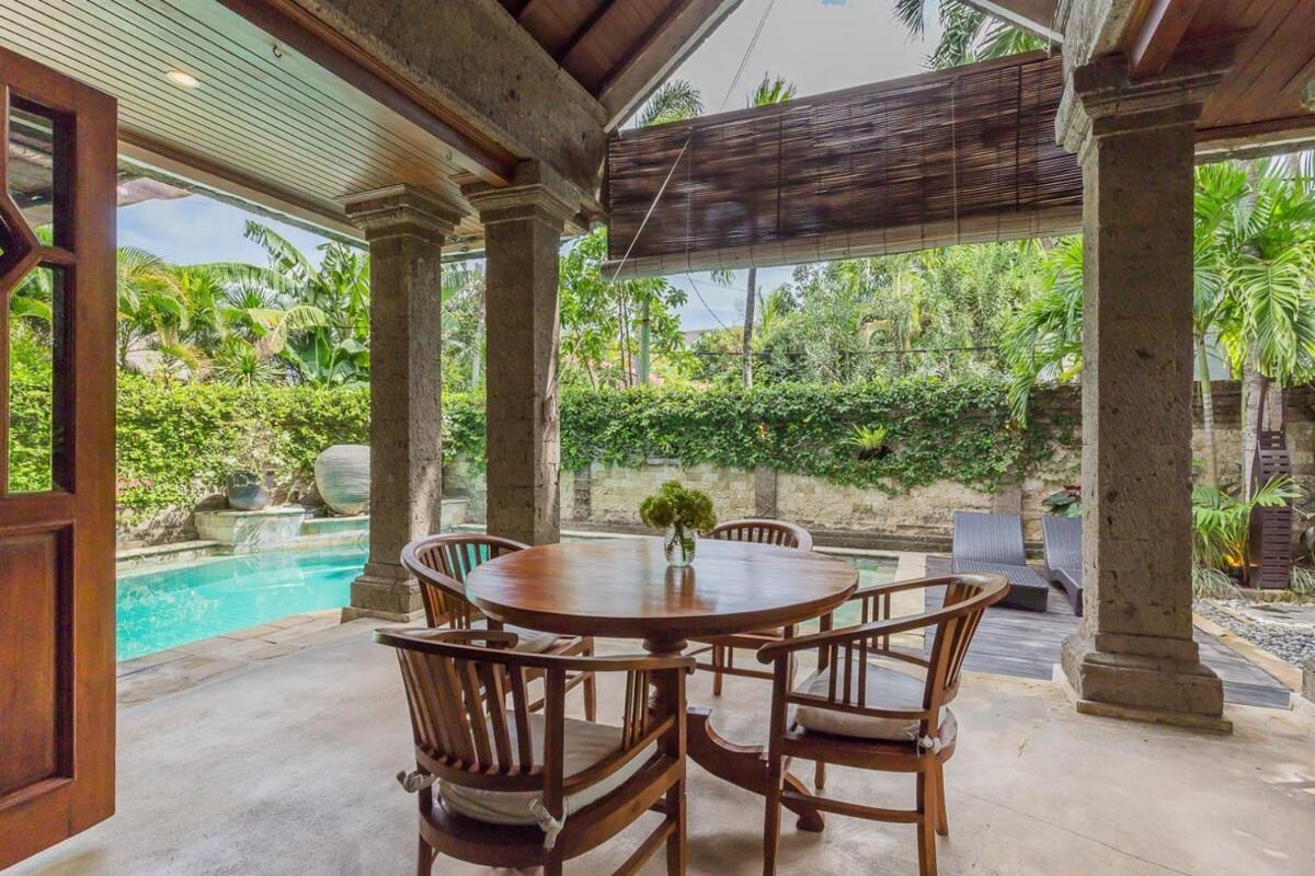 Villa Castila Saraswati - Tranquil 4br In Kayu Aya *