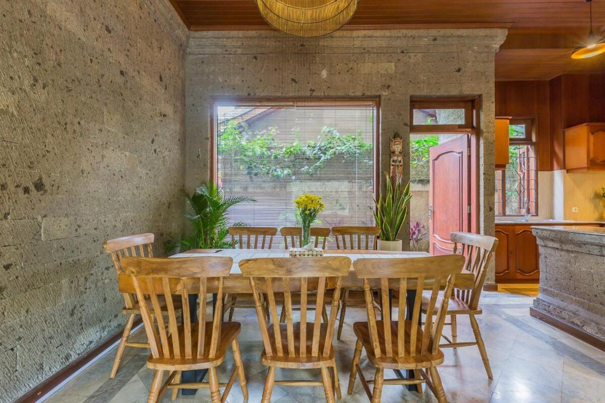 Villa Castila Saraswati - Tranquil 4br In Kayu Aya