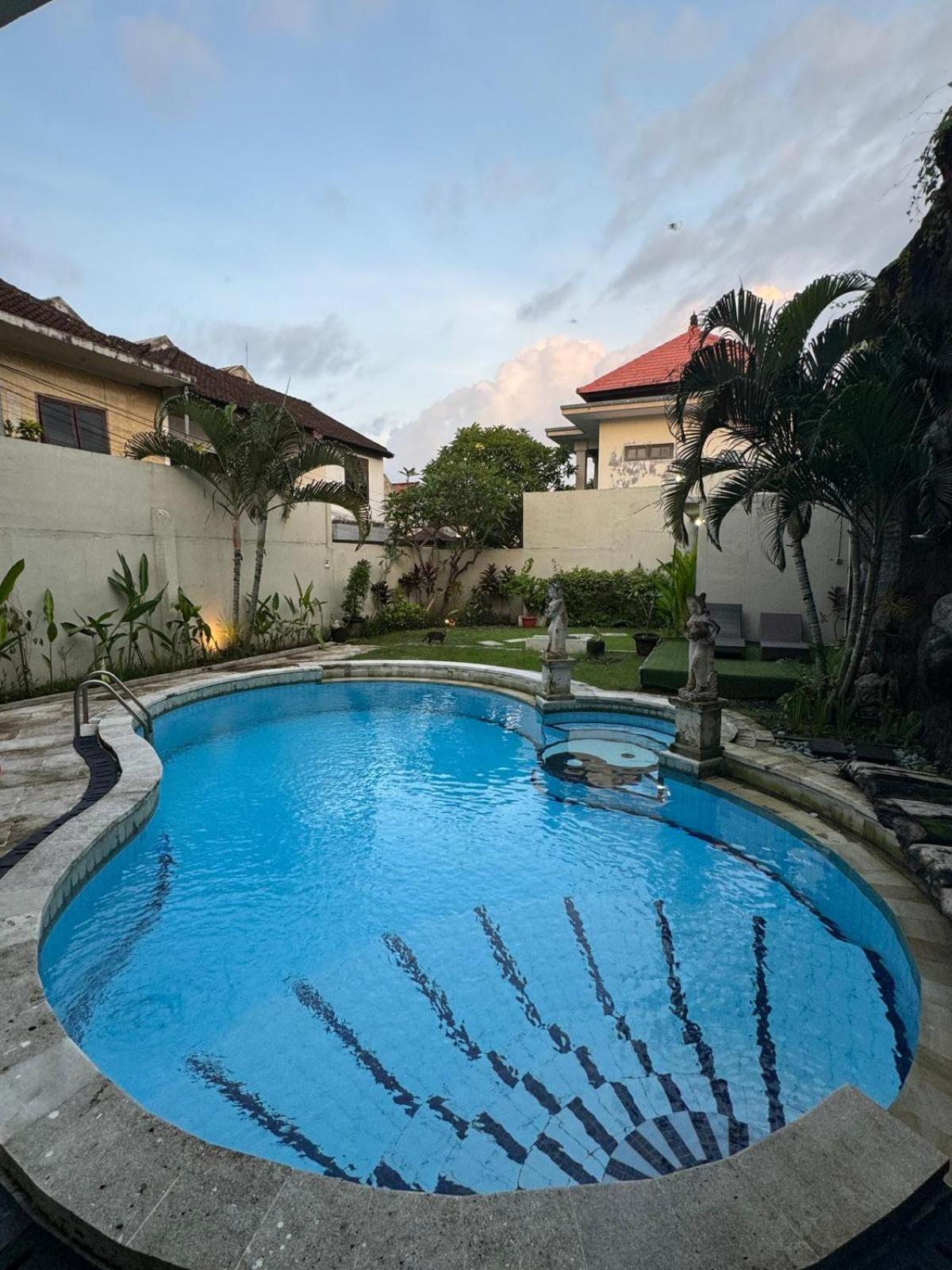 Blue Diamond Residenses Rumah tetamu