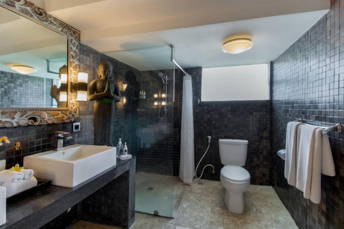 Rama Sita - 100m From Eat Street, 3br