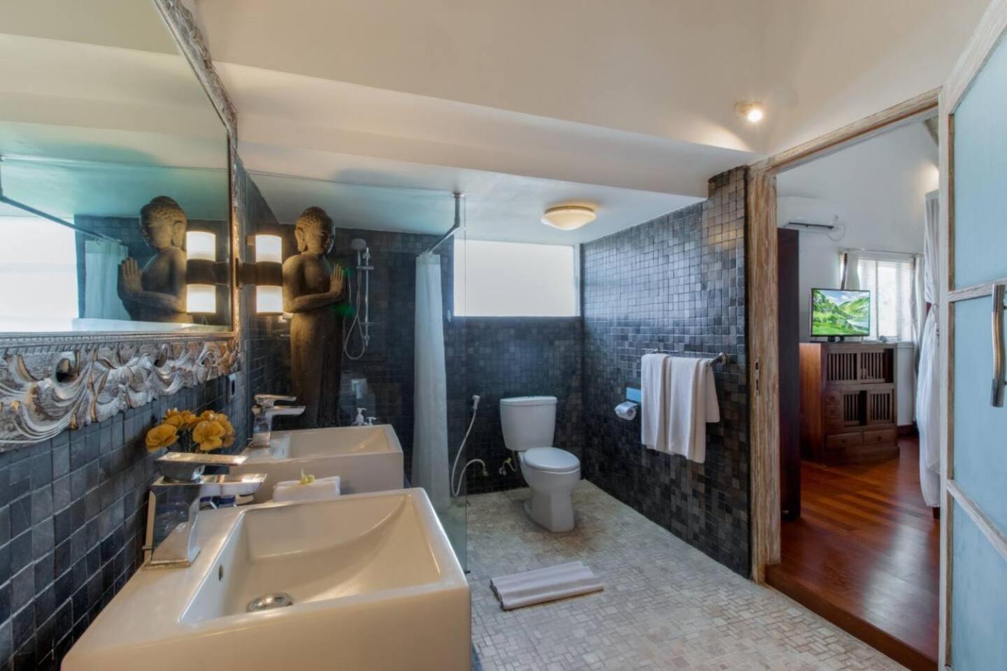 Rama Sita - 100m From Eat Street, 3br