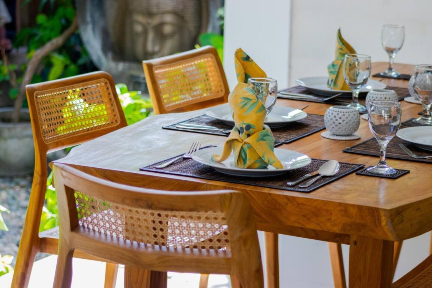 Biệt thự Rama Sita - 100m From Eat Street, 3br