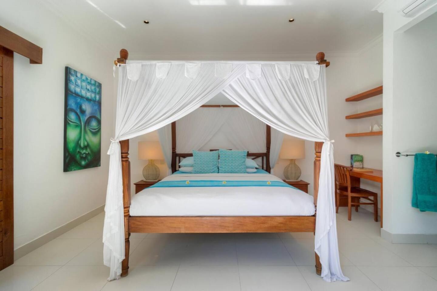 Super Value 3 Bed, Seminyak, Walk To Seminyak (Bali)