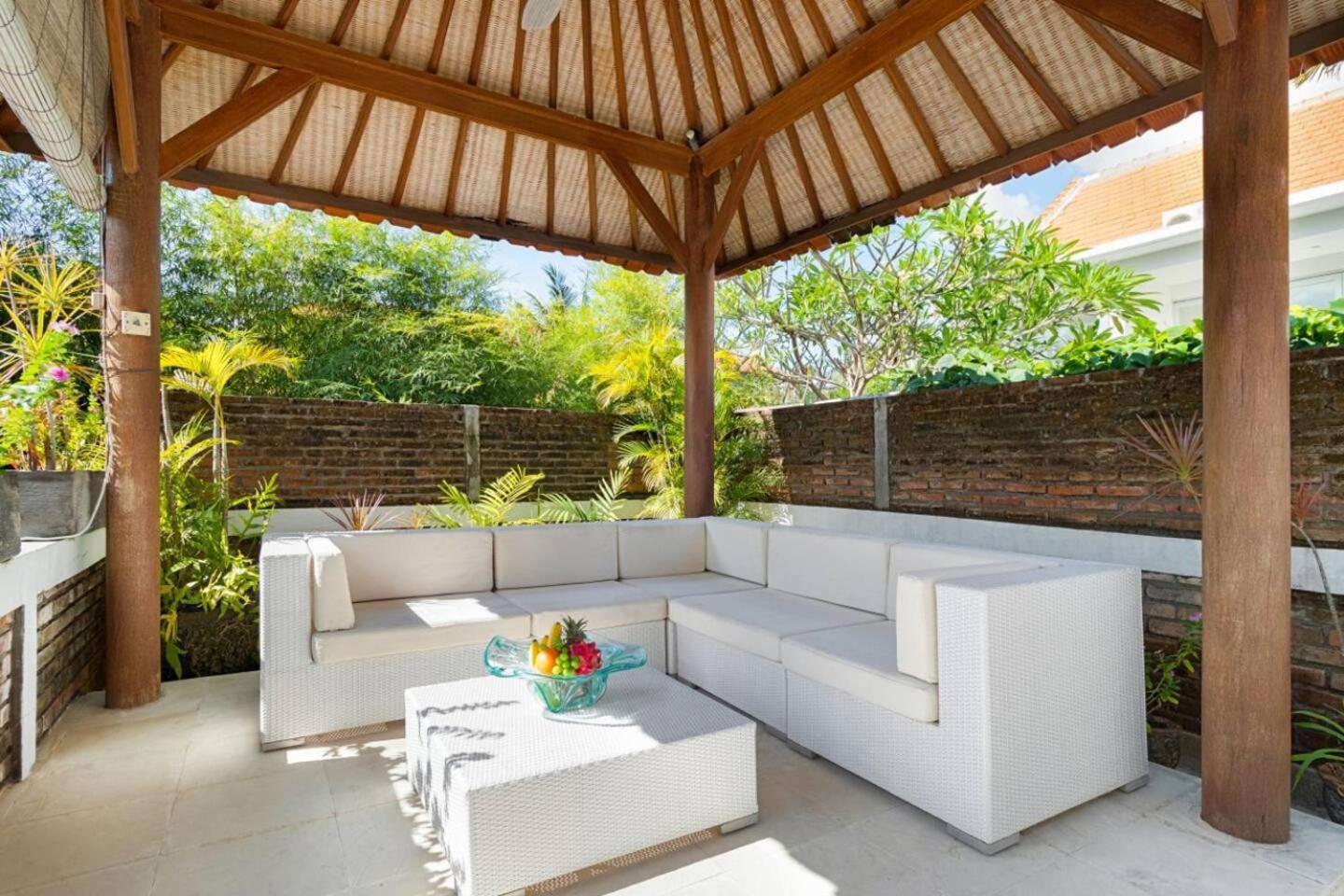 Super Value 3 Bed, Seminyak, Walk To