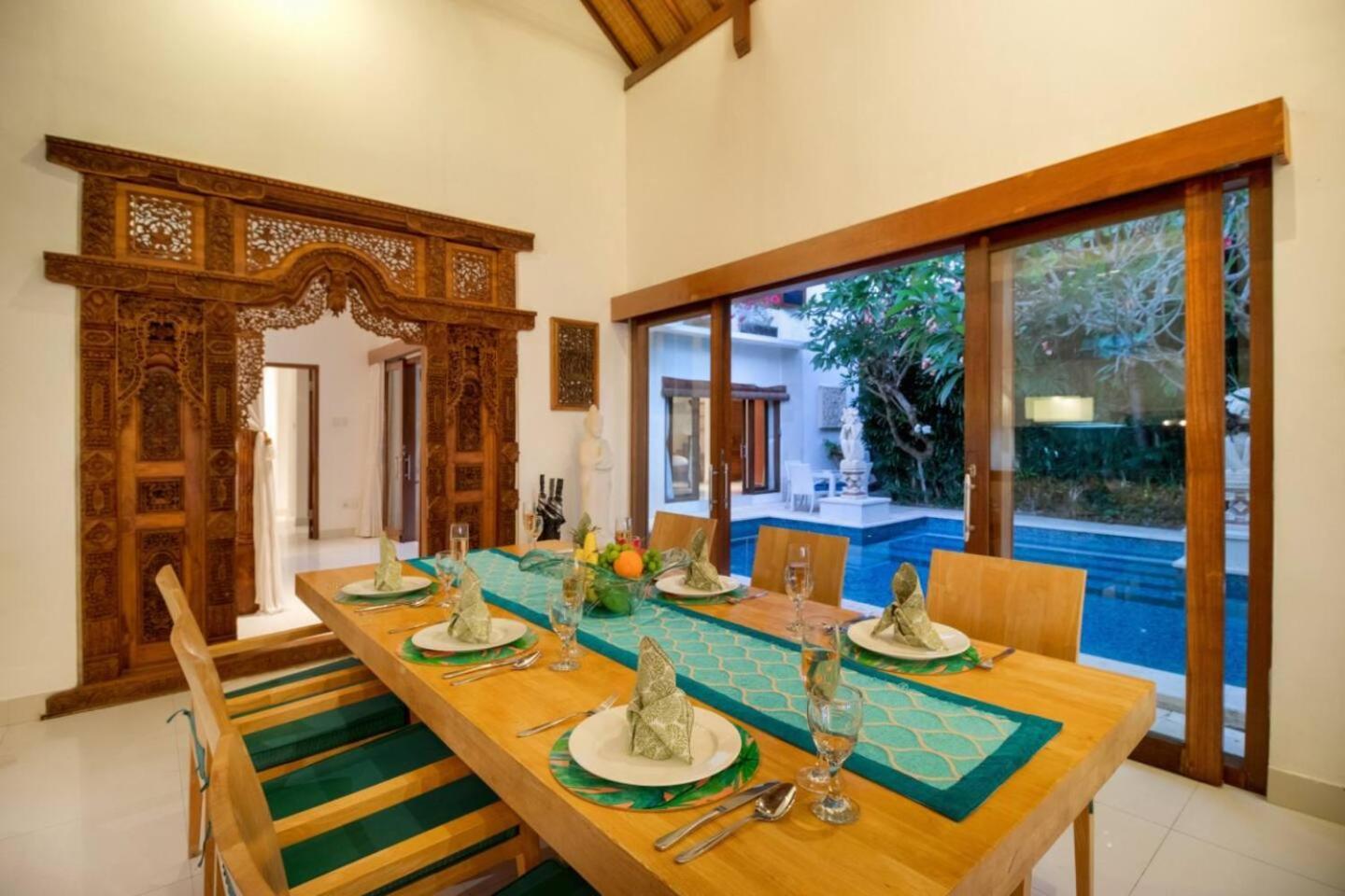 Super Value 3 Bed, Seminyak, Walk To Seminyak (Bali)