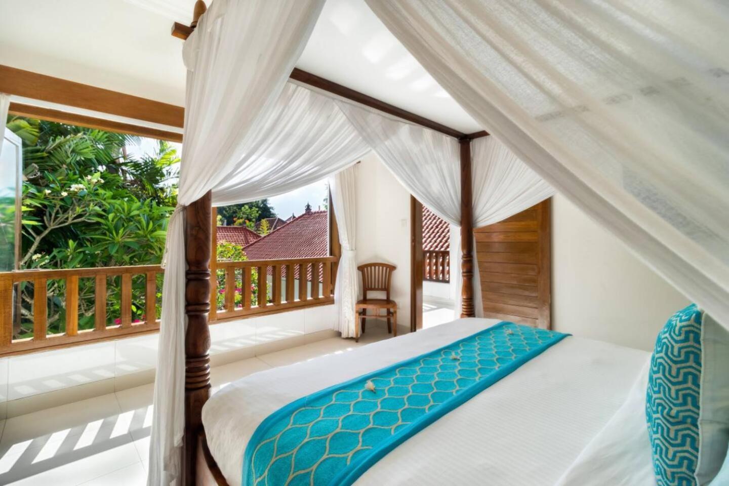 Super Value 3 Bed, Seminyak, Walk To * Seminyak (Bali)