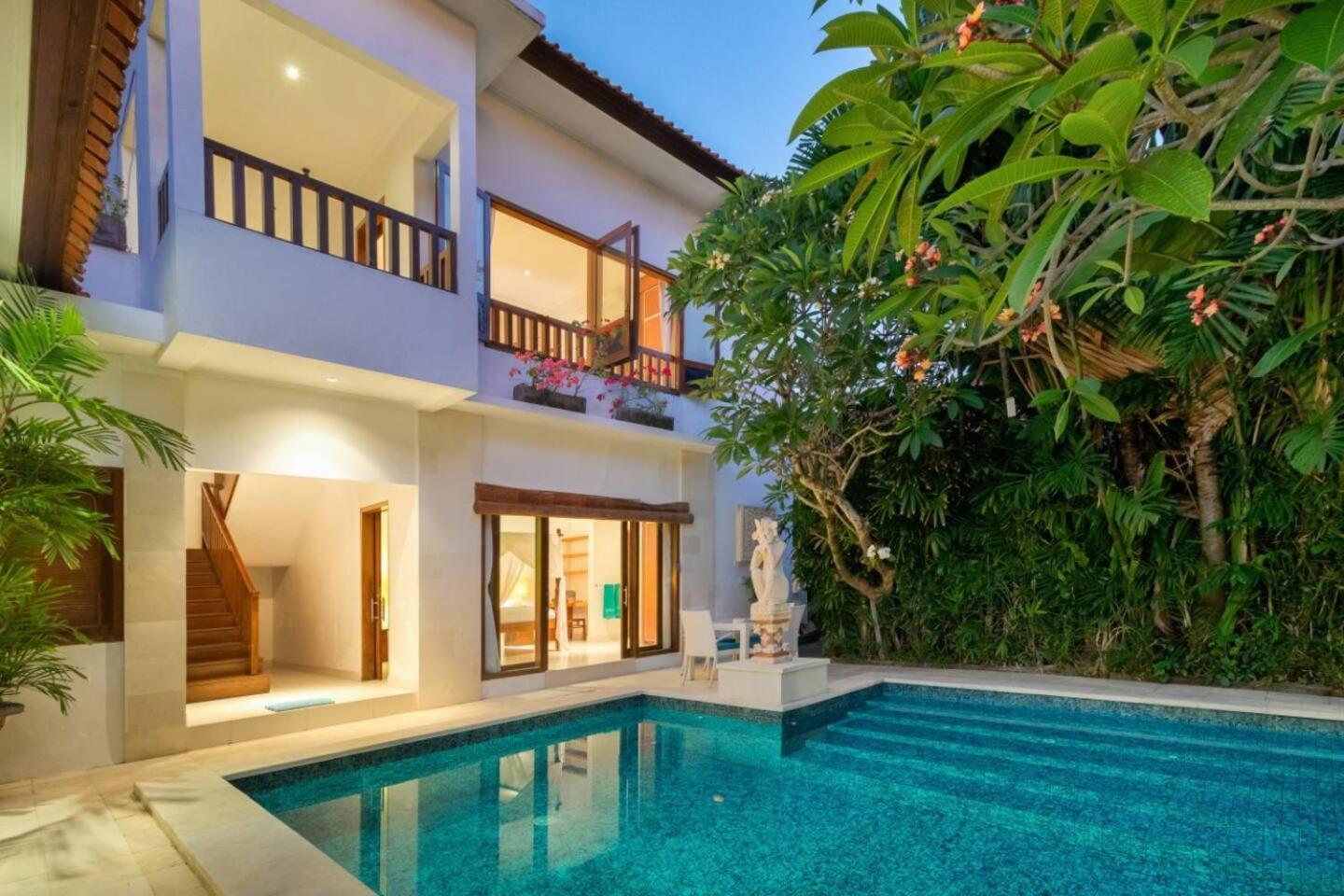 Super Value 3 Bed, Seminyak, Walk To Biệt thự *