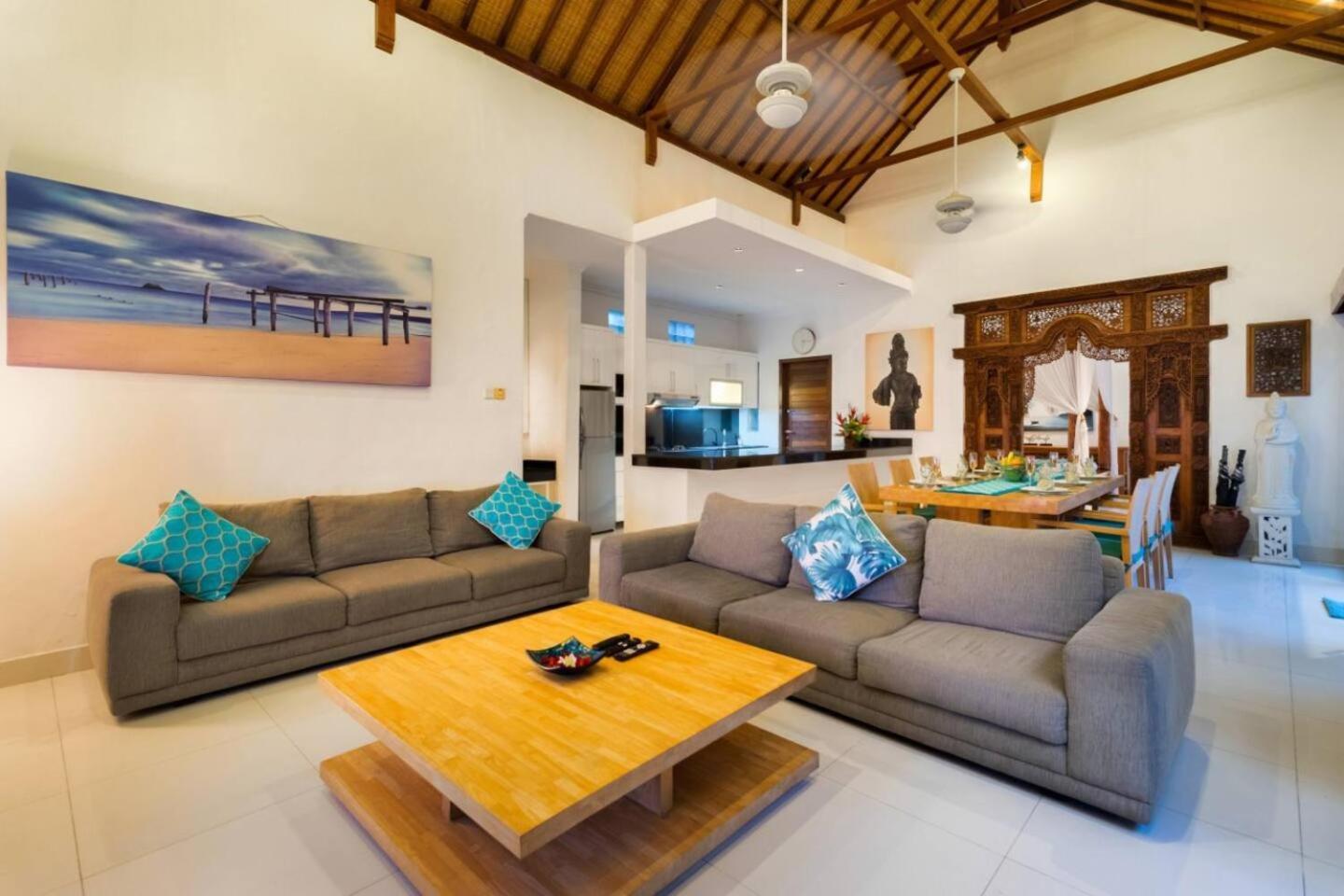 Biệt thự Super Value 3 Bed, Seminyak, Walk To *