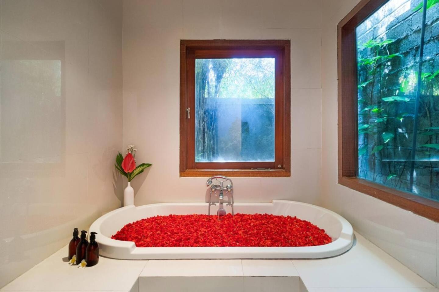 Super Value 3 Bed, Seminyak, Walk To Biệt thự Seminyak (Bali)