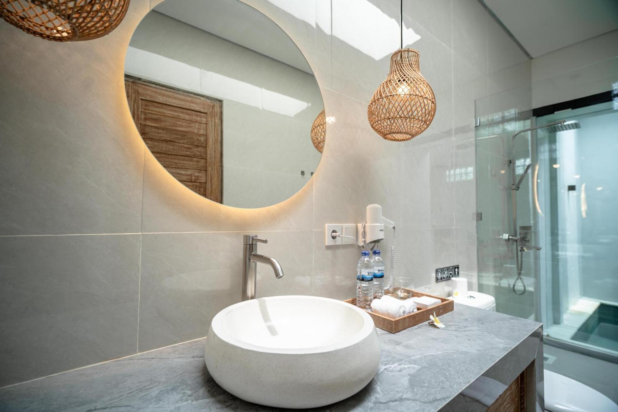 Homestay The Eight & Bali - *