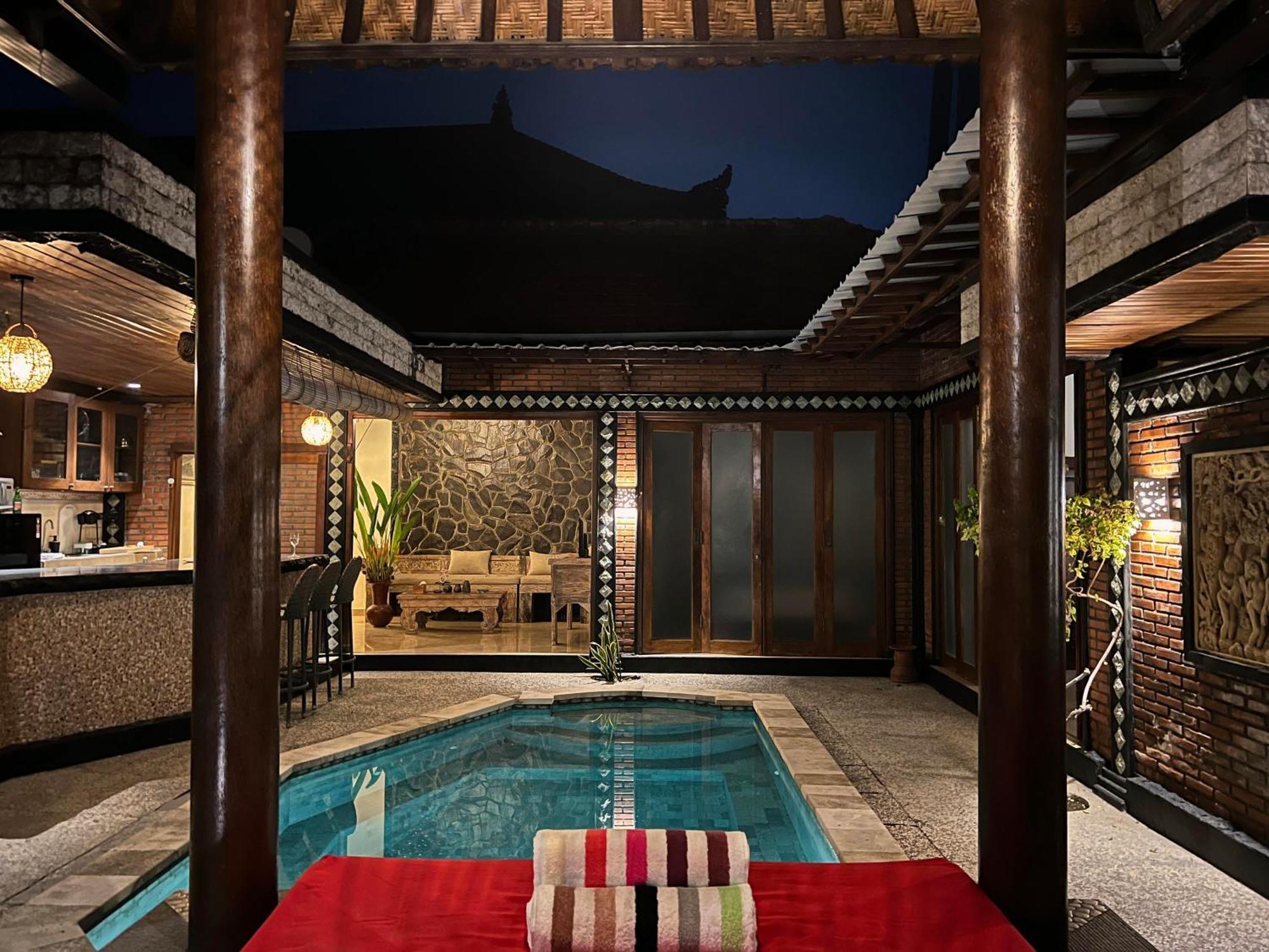 Mutti Villa Seminyak (Bali)