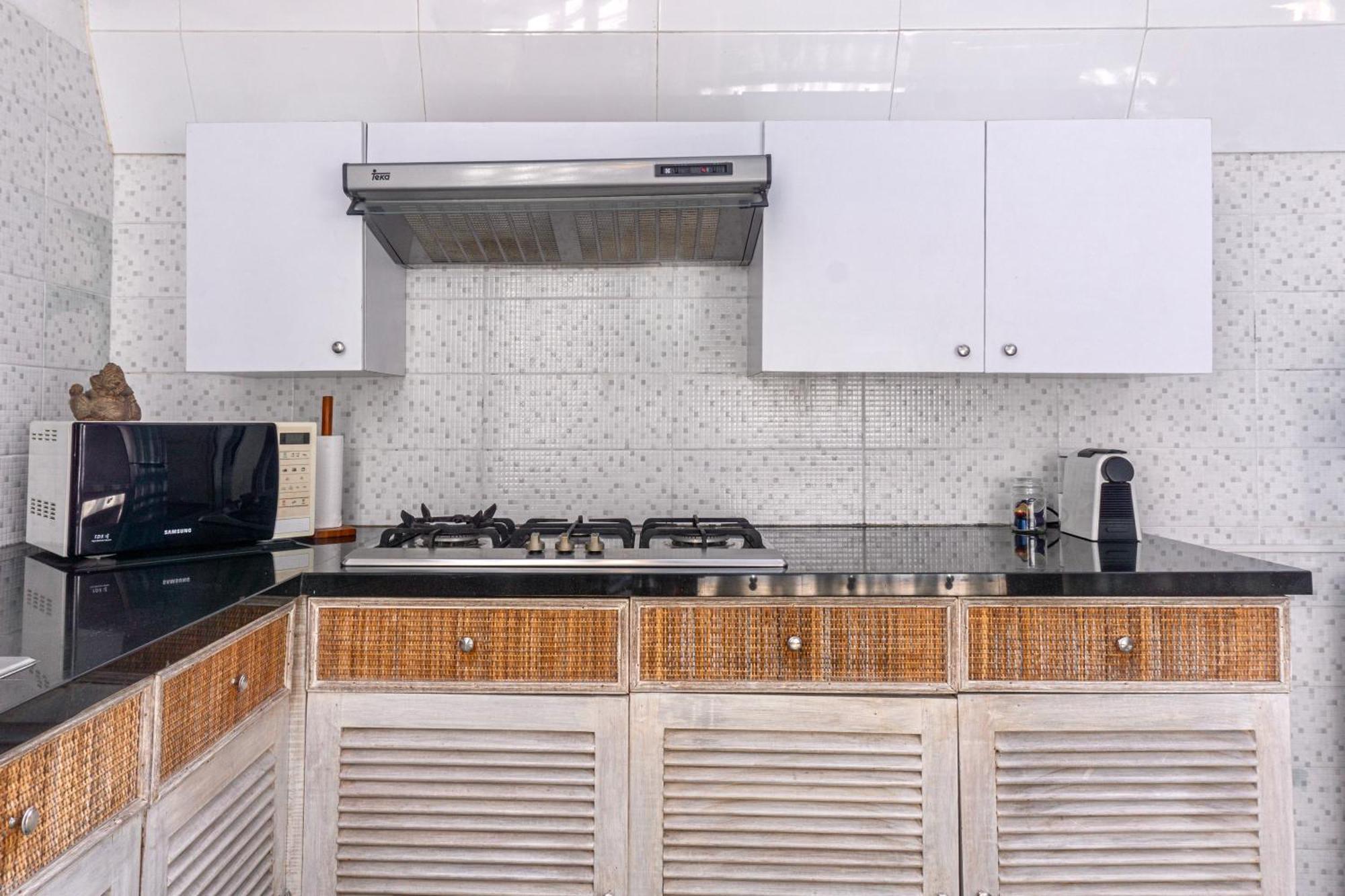 Villa Nari - Gg100x Seminyak, Bali