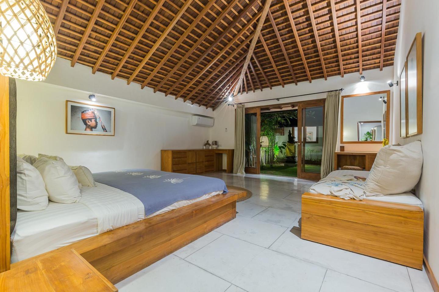 Hitu Seminyak