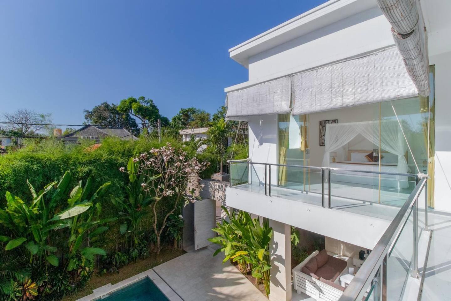 Villa Superb 3 Bed Villa, Walk To Beach, Fast Wi-fi,