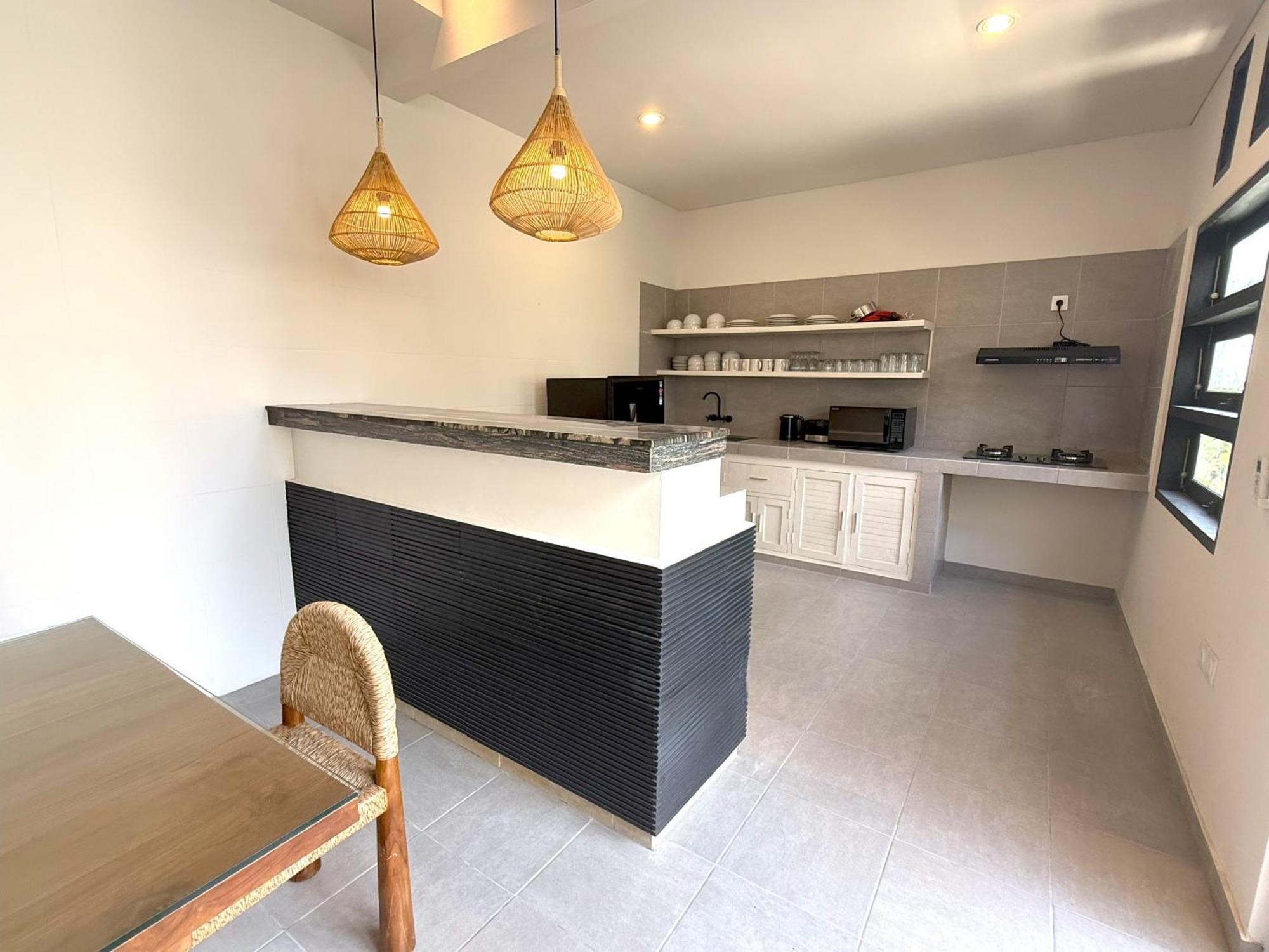 Kas Legian - 6 Bedroom Seminyak (Bali)