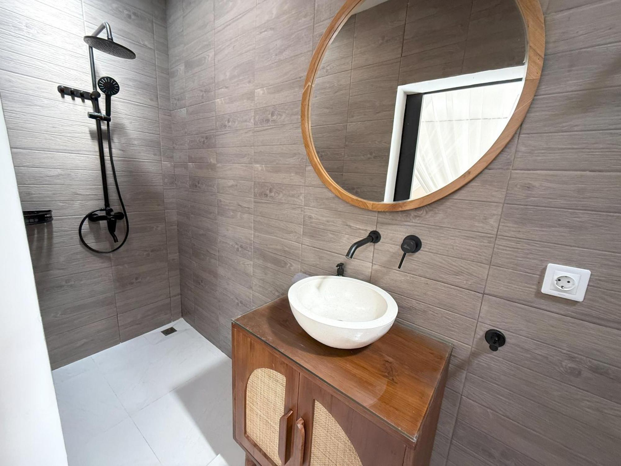 Kas Legian - 6 Bedroom *