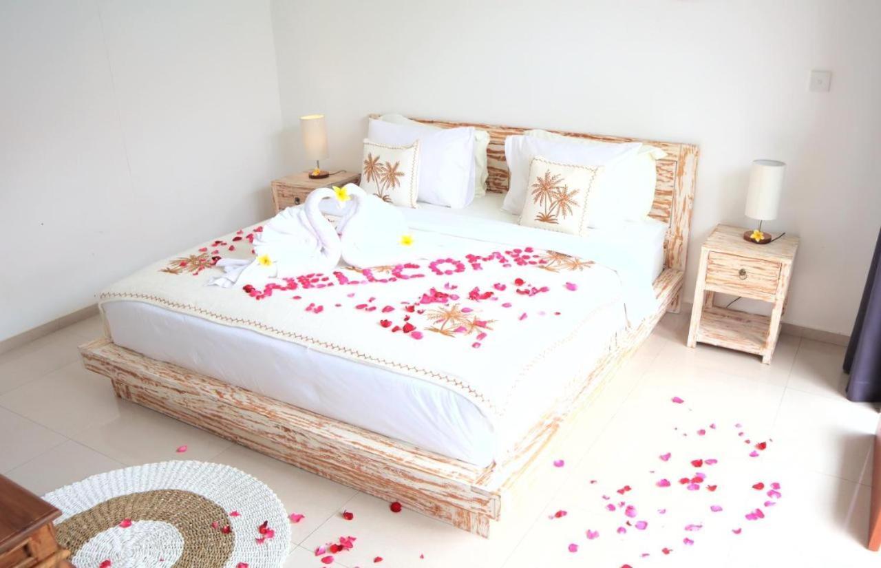 Private In Tropical Pool Guest house