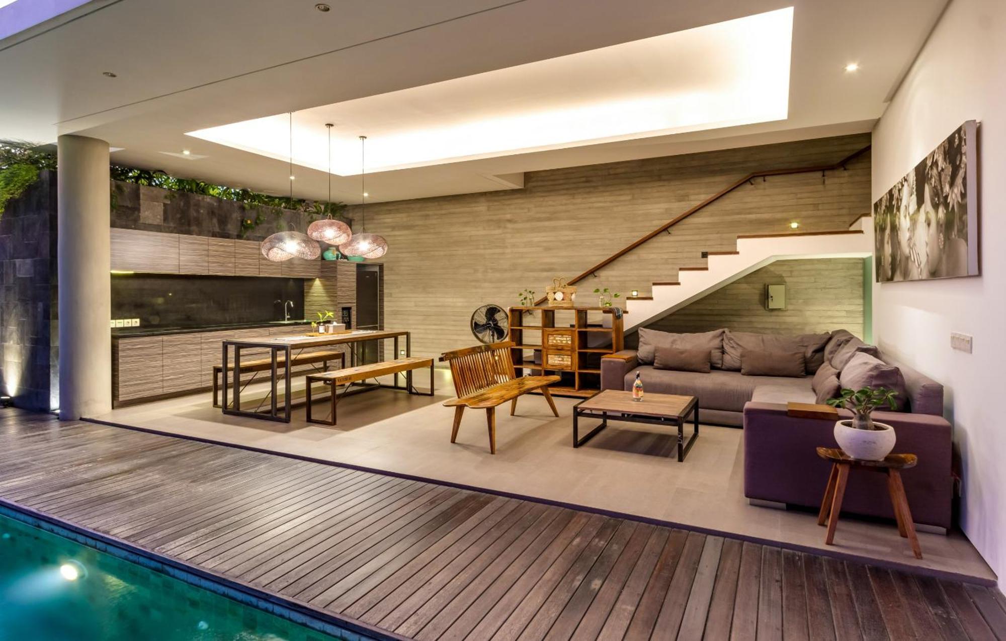 Swan R Seminyak (Bali)