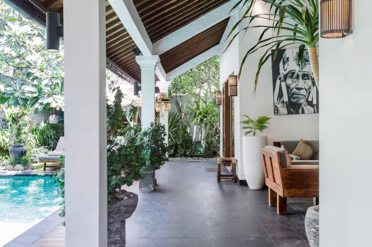 The Clovewood Villa Seminyak (Bali)
