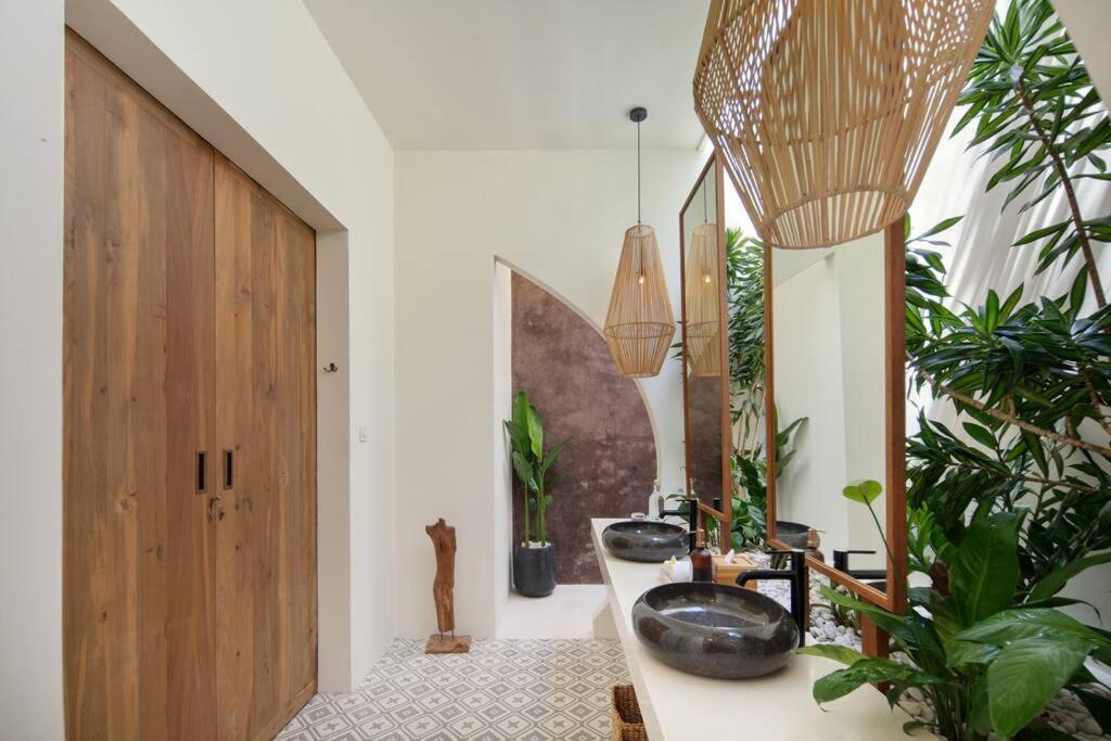 Villa Pawikan Gorgeous 4 Beds In The Heart Of