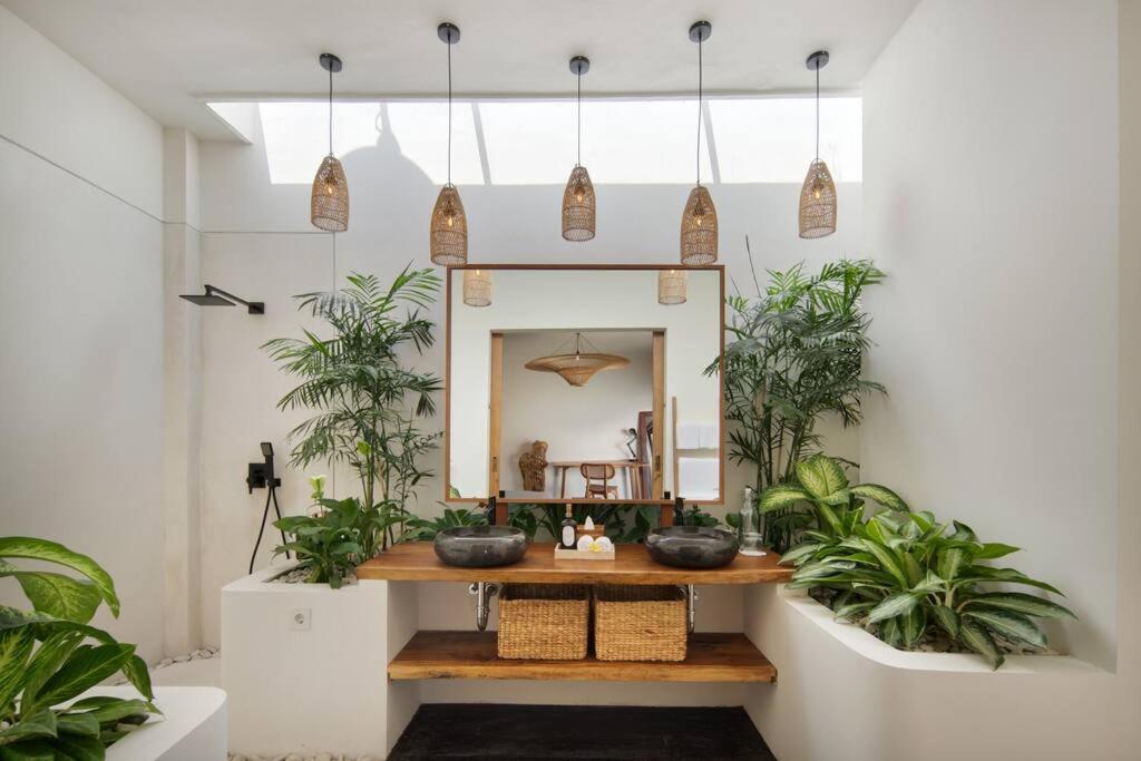 Villa Pawikan Gorgeous 4 Beds In The Heart Of *
