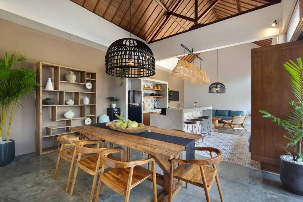 Pawikan Gorgeous 4 Beds In The Heart Of Villa