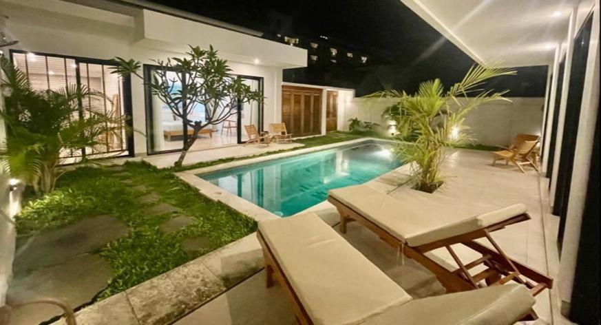 Villa New In The Center Of & Kuta *