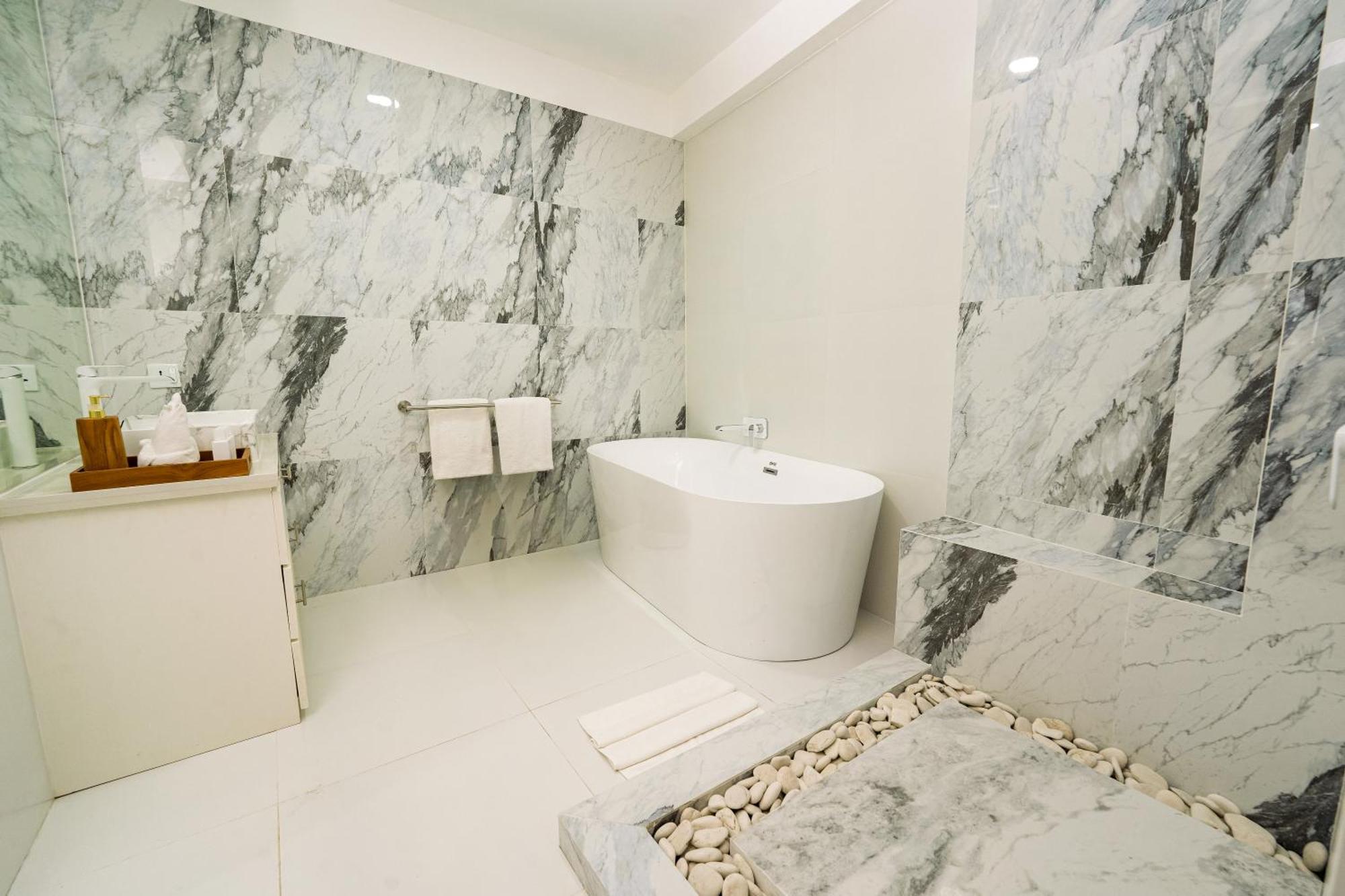 Villa Spacious 3 Bedroom With Private Pool And Billiards