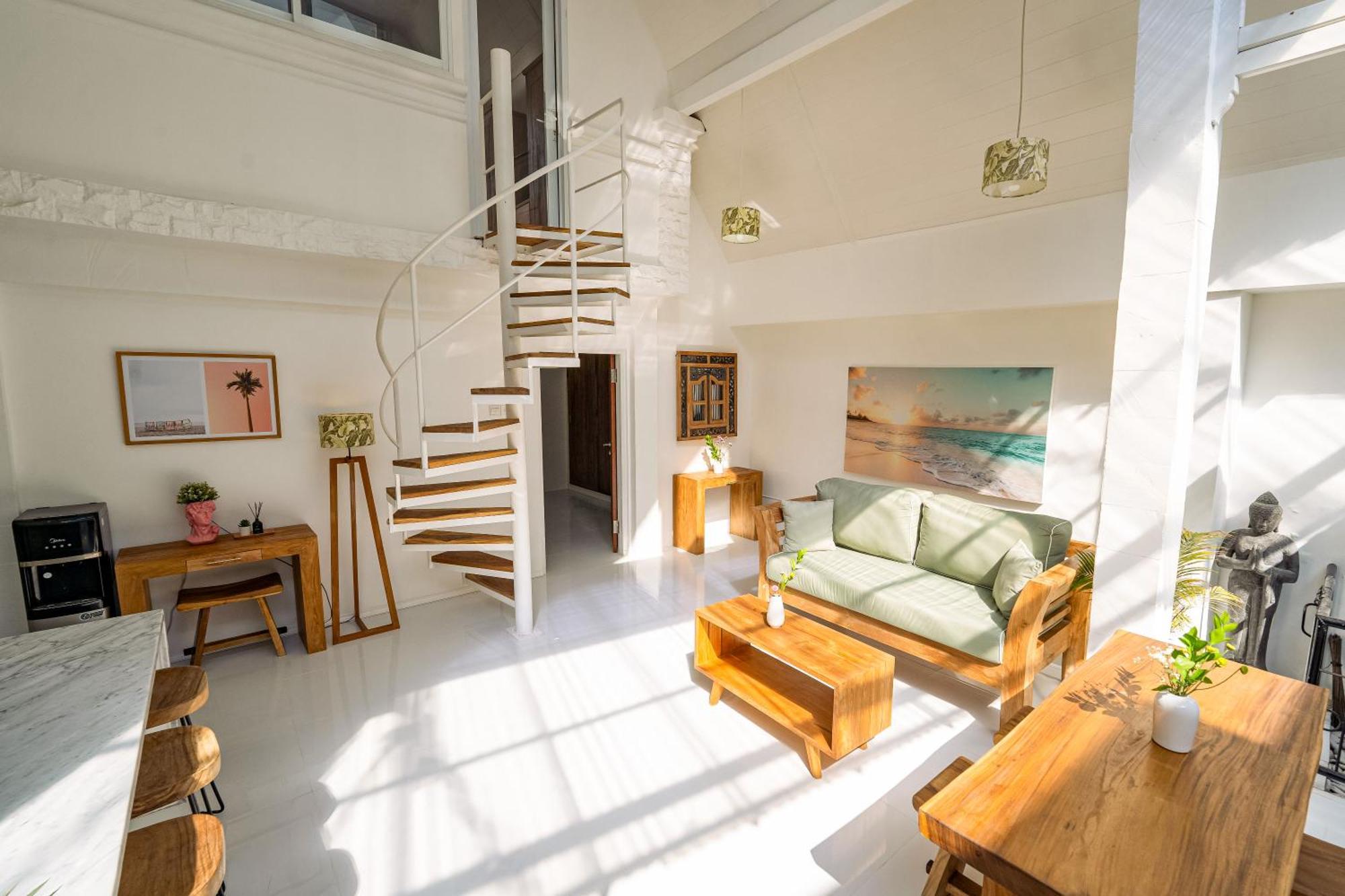 Spacious 3 Bedroom With Private Pool And Billiards Villa