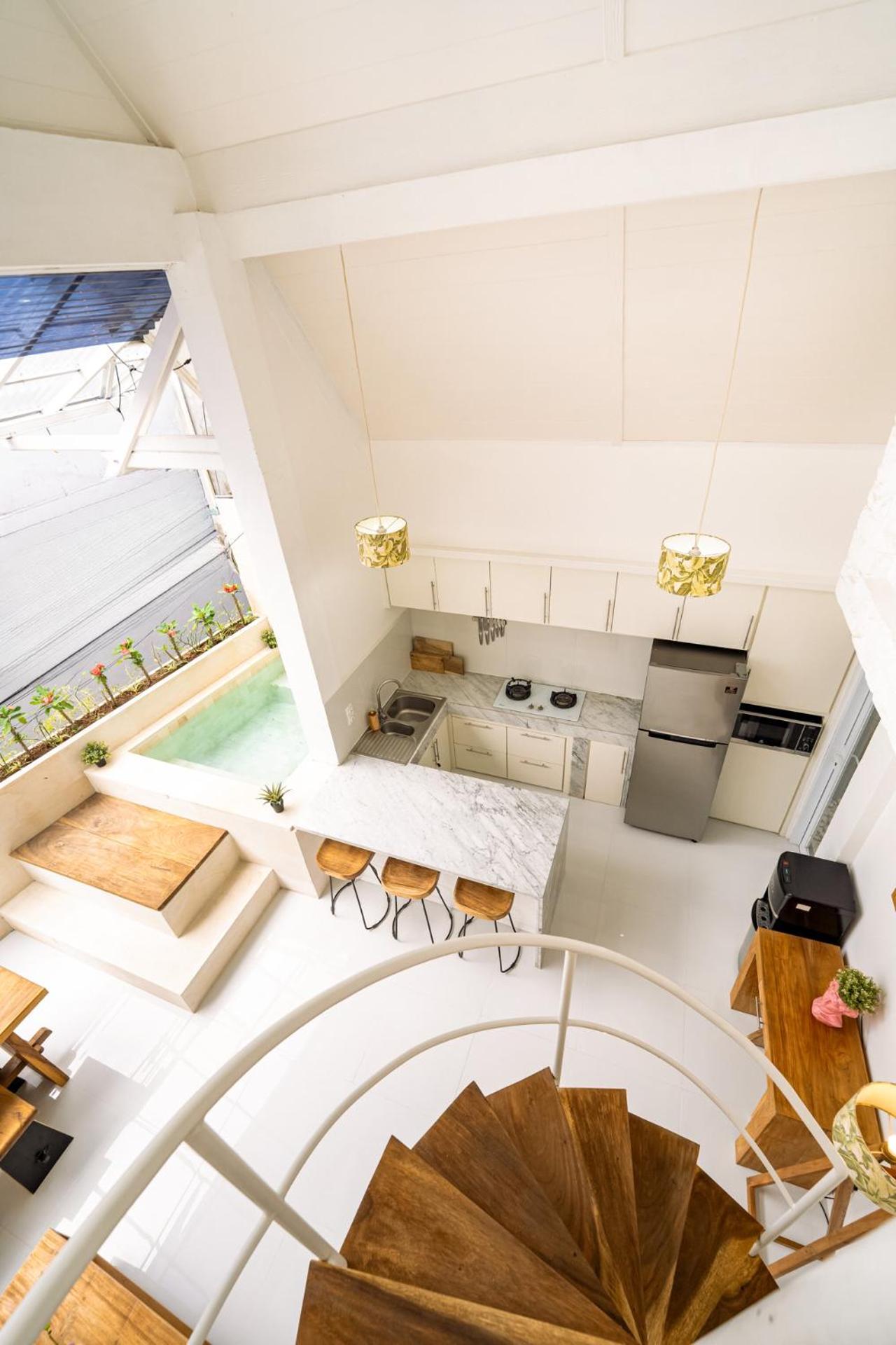 Spacious 3 Bedroom With Private Pool And Billiards Villa Seminyak (Bali)