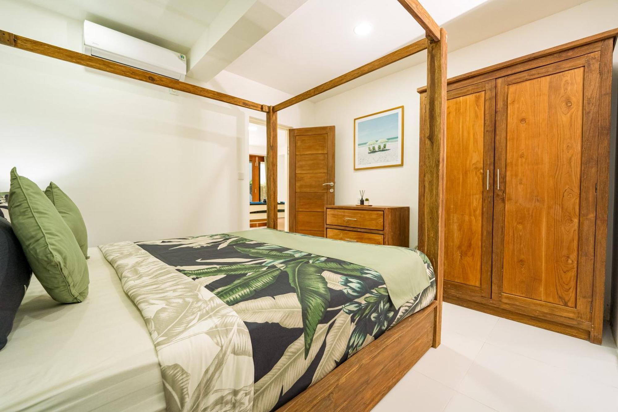 Spacious 3 Bedroom With Private Pool And Billiards