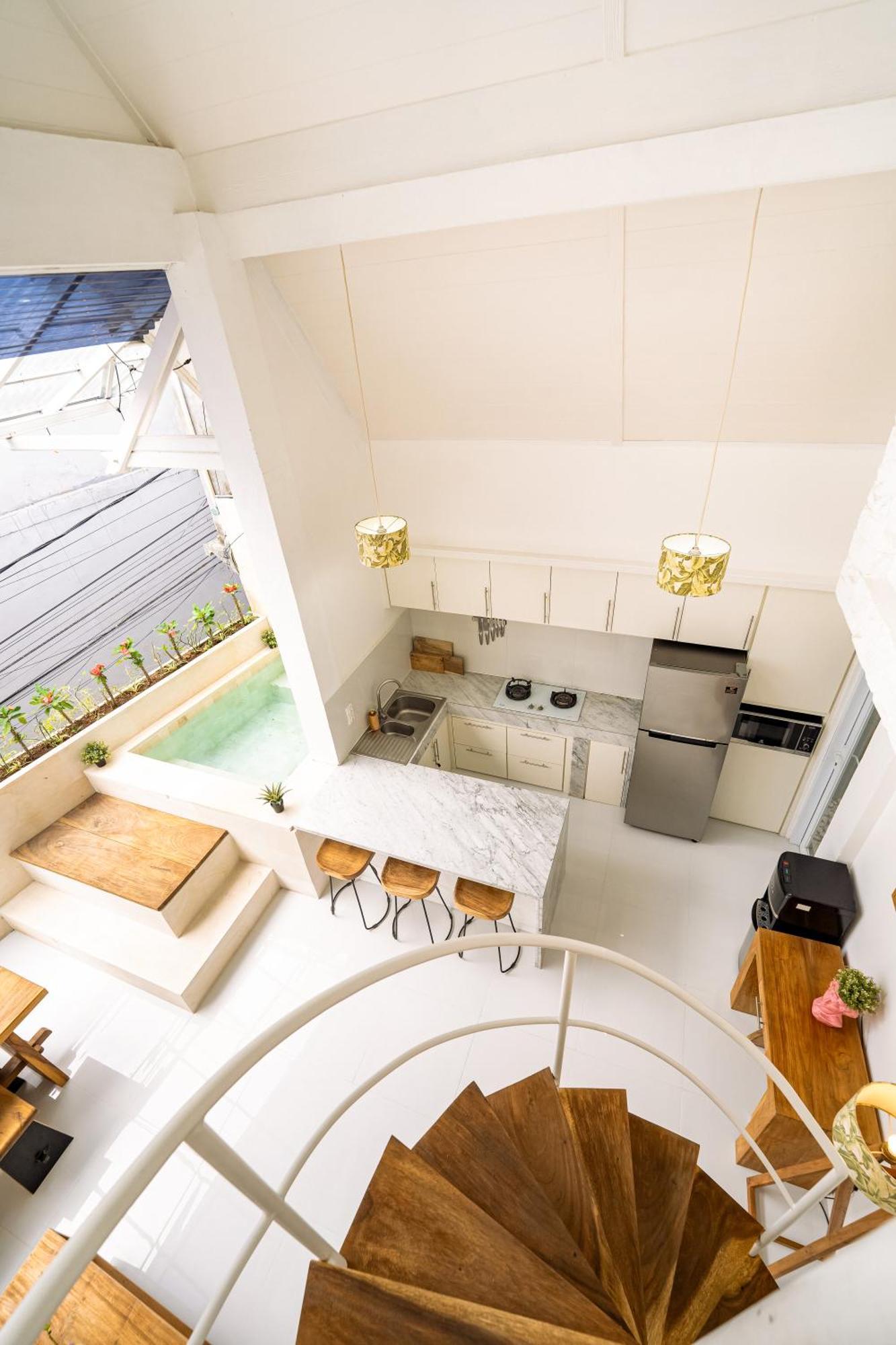 Spacious 3 Bedroom With Private Pool And Billiards