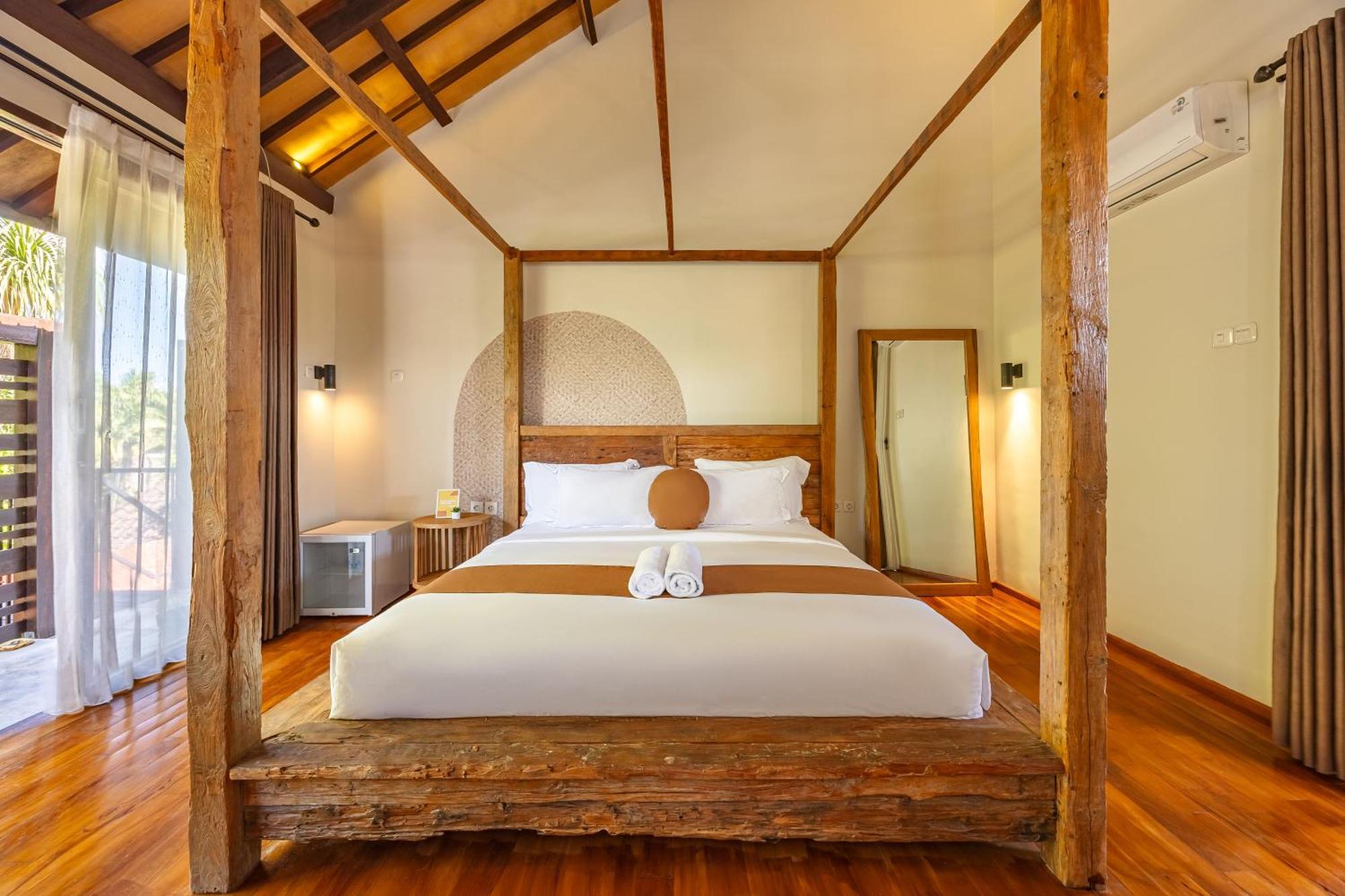 Cove Urbanest Hotel Seminyak (Bali)