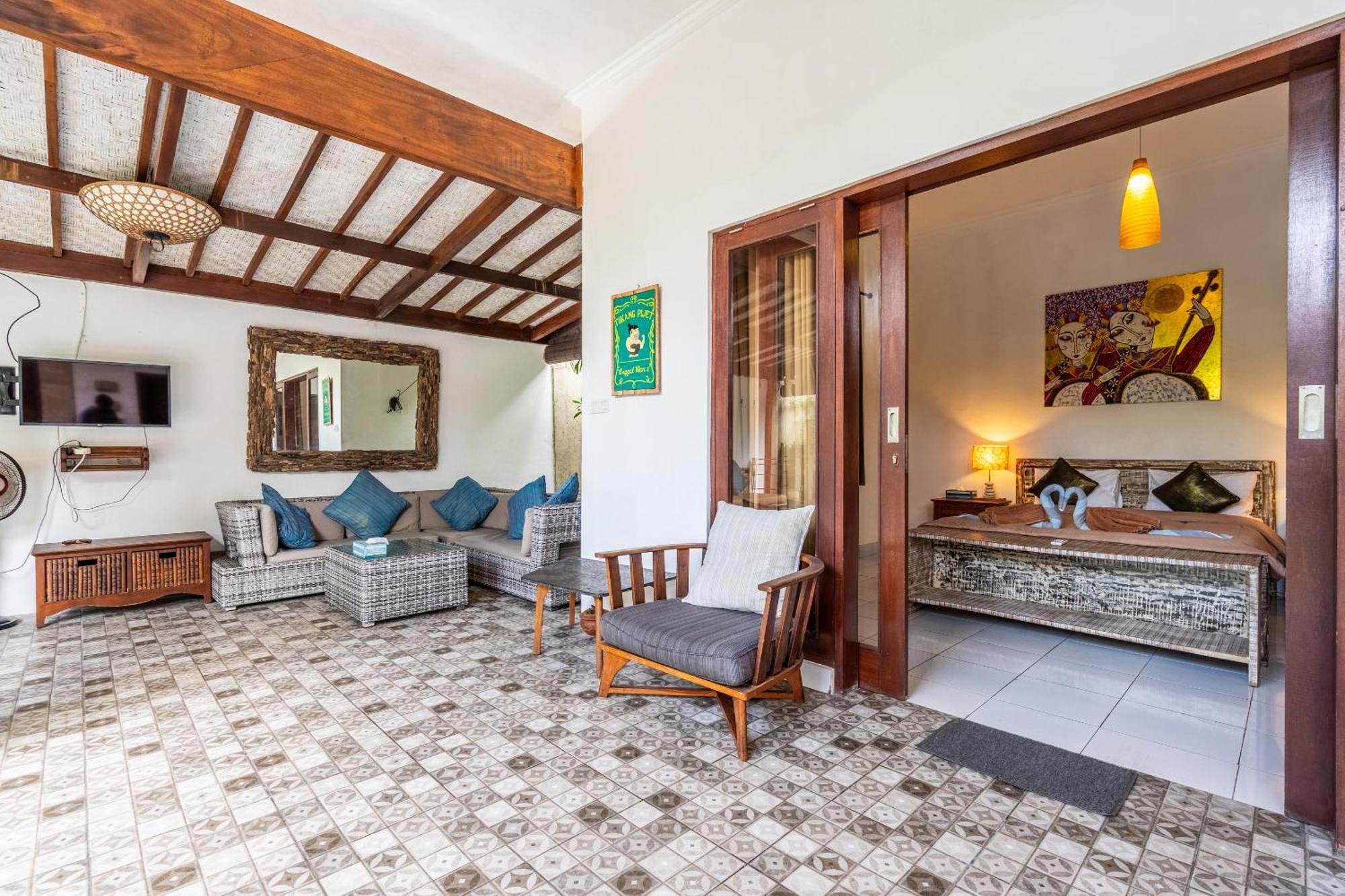 Villa 3-bedroom Near Kudeta - Oberoi Street By Ibali Management Seminyak (Bali)