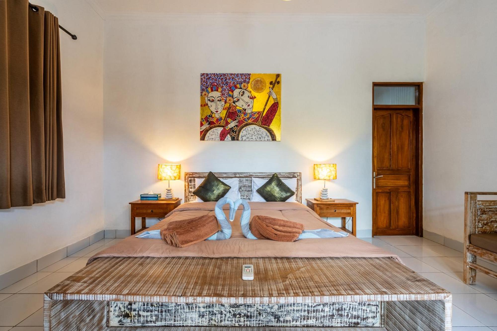 Villa 3-bedroom Near Kudeta - Oberoi Street By Ibali Management Seminyak (Bali)