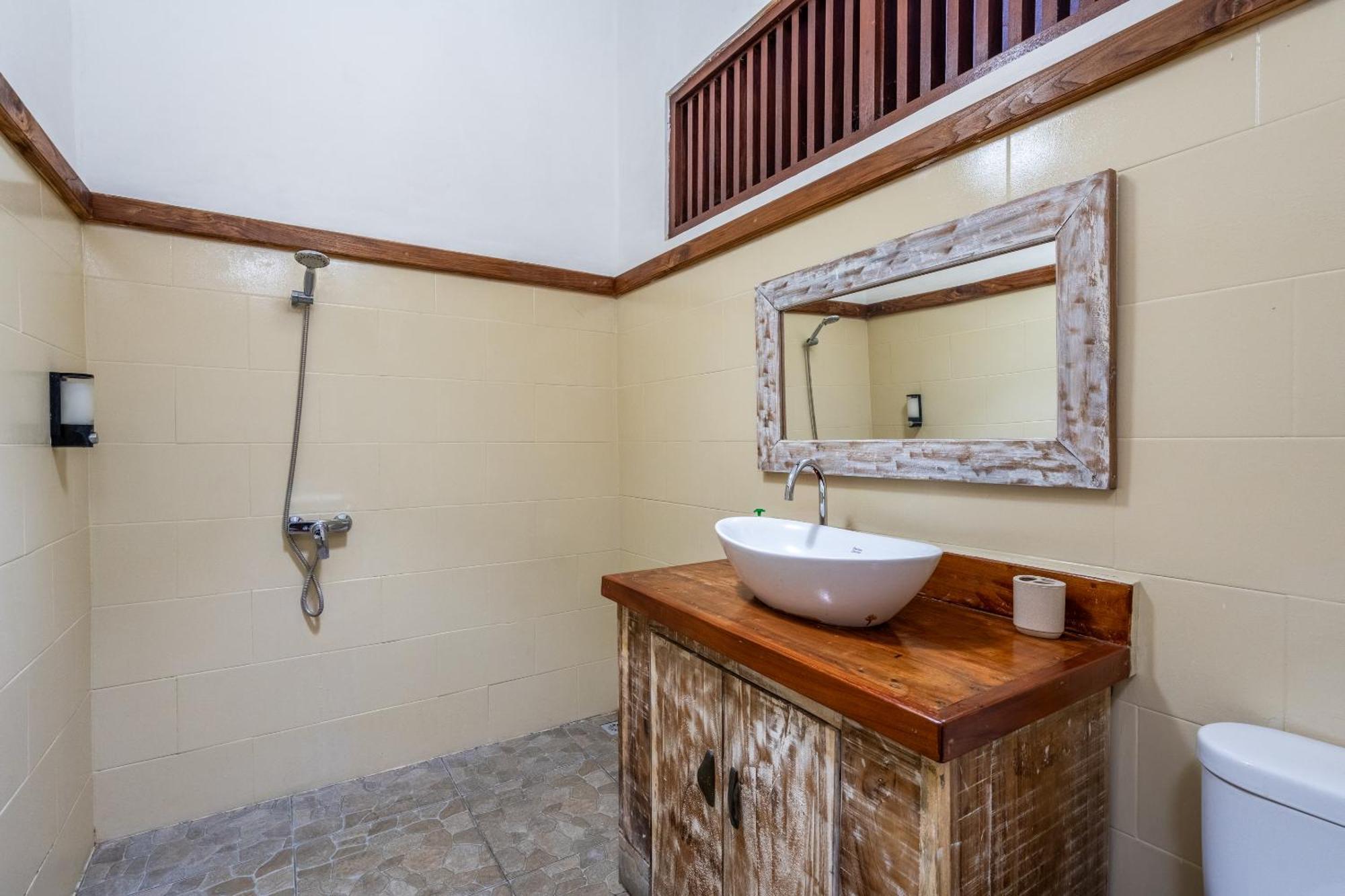 Villa 3-bedroom Near Kudeta - Oberoi Street By Ibali Management