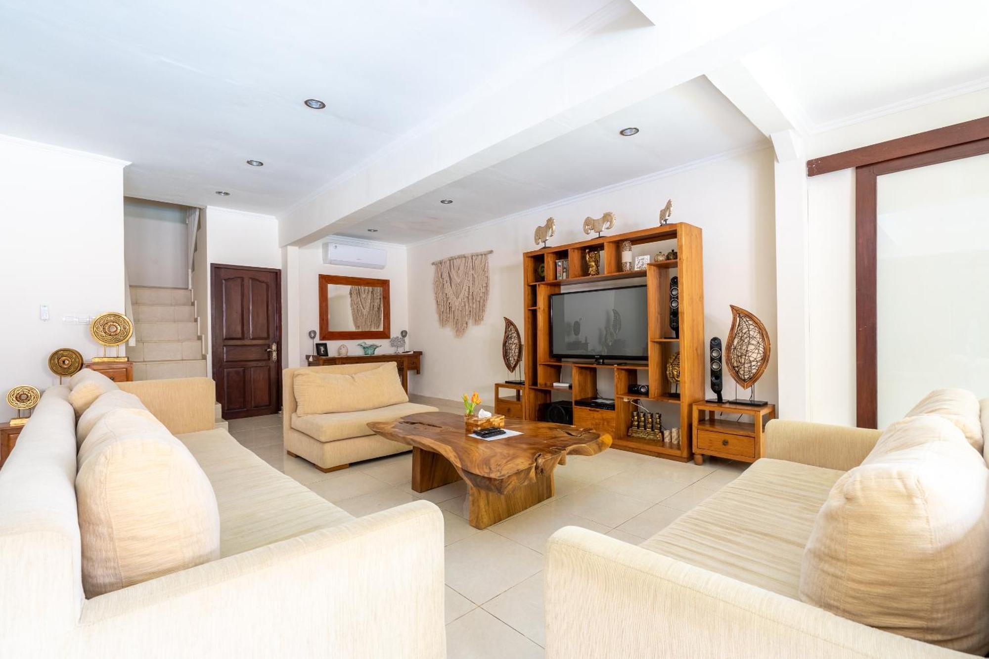10 Bedroom Vista Villa *