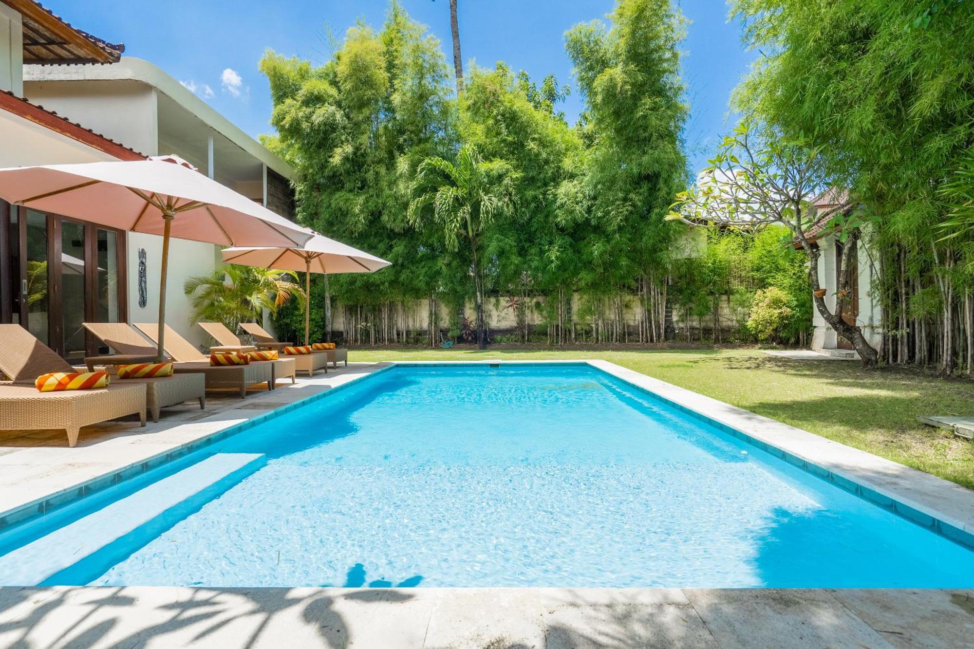10 Bedroom Vista Villa Seminyak (Bali)