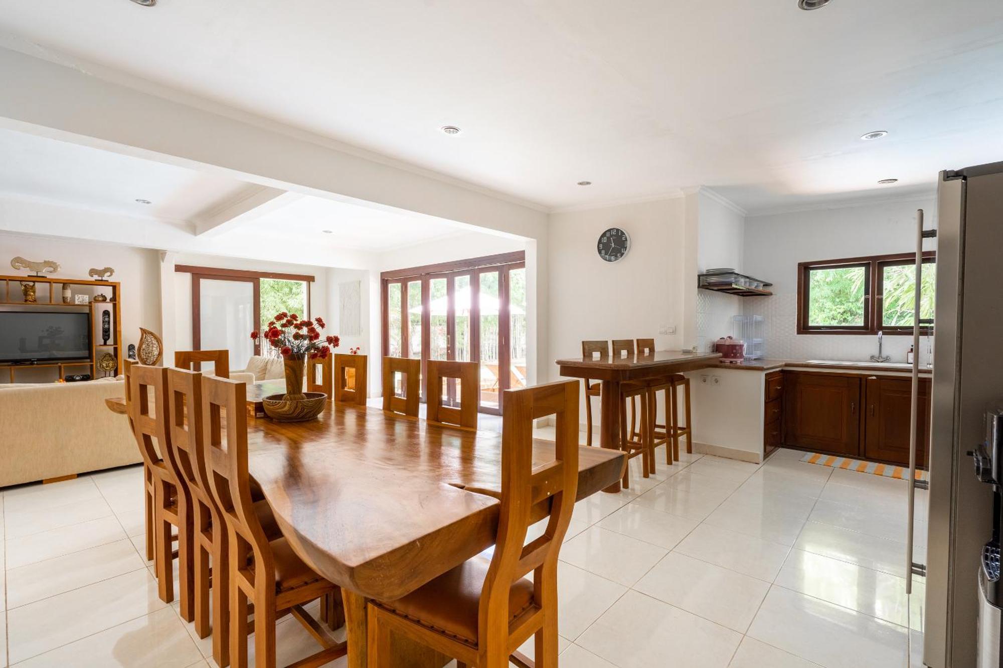 10 Bedroom Vista Seminyak (Bali)