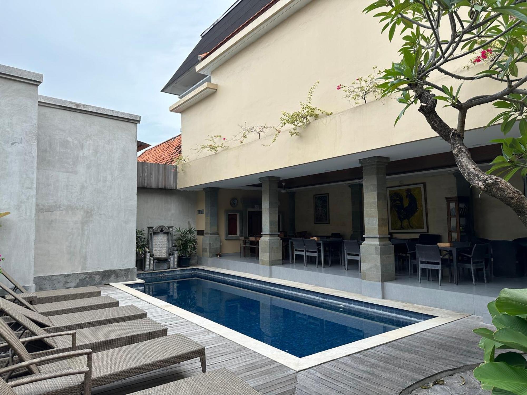 Bunga Seminyak (Bali)
