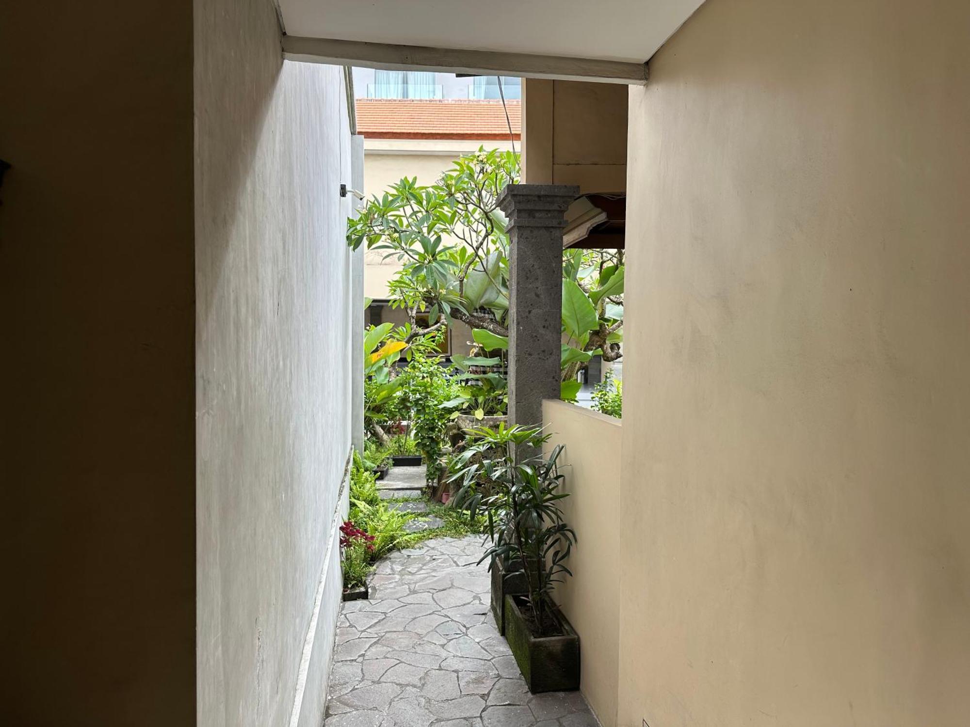 Bunga Hotel