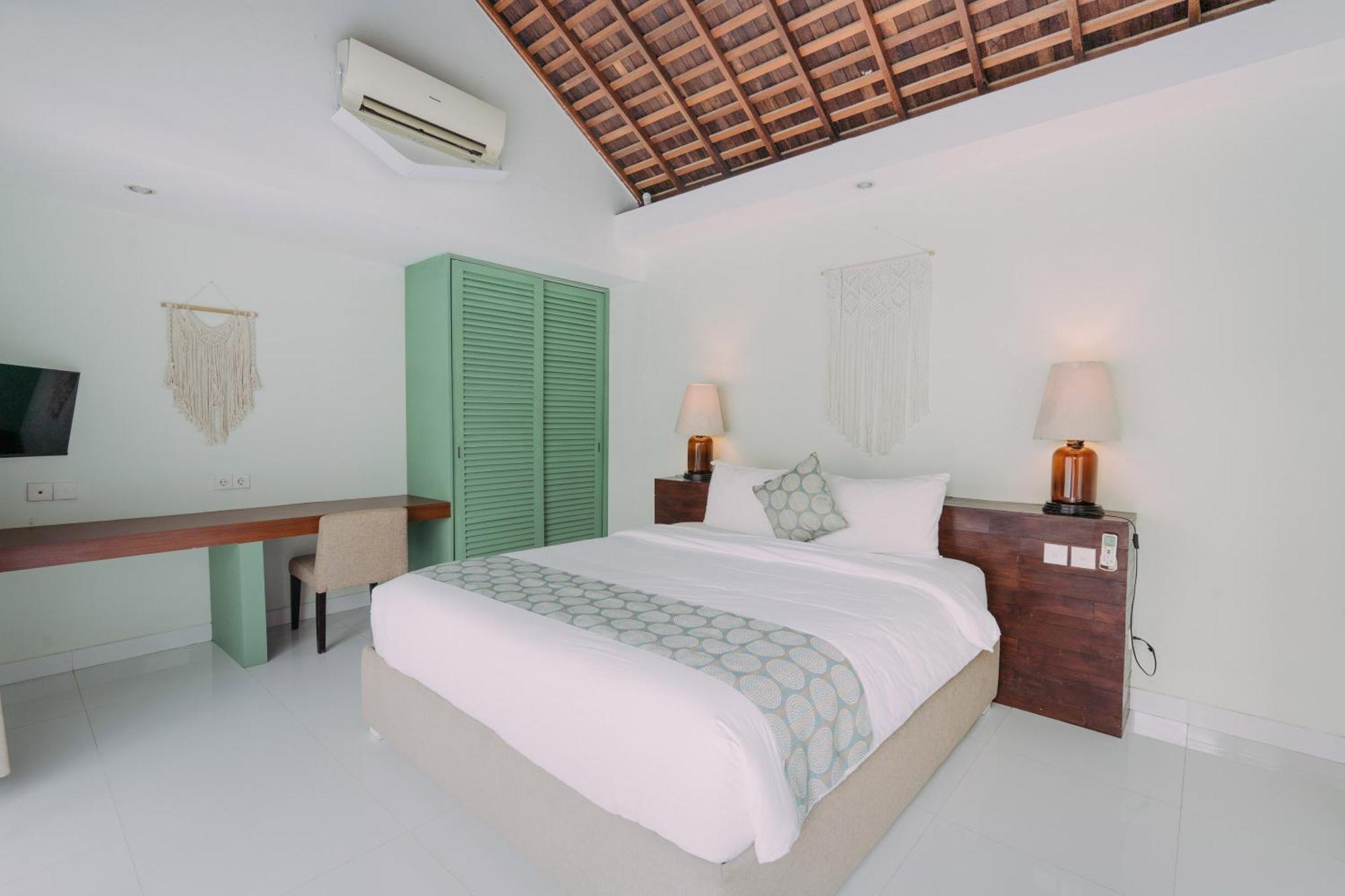 Tan's Astana Villa's By The Lavana * Seminyak (Bali)