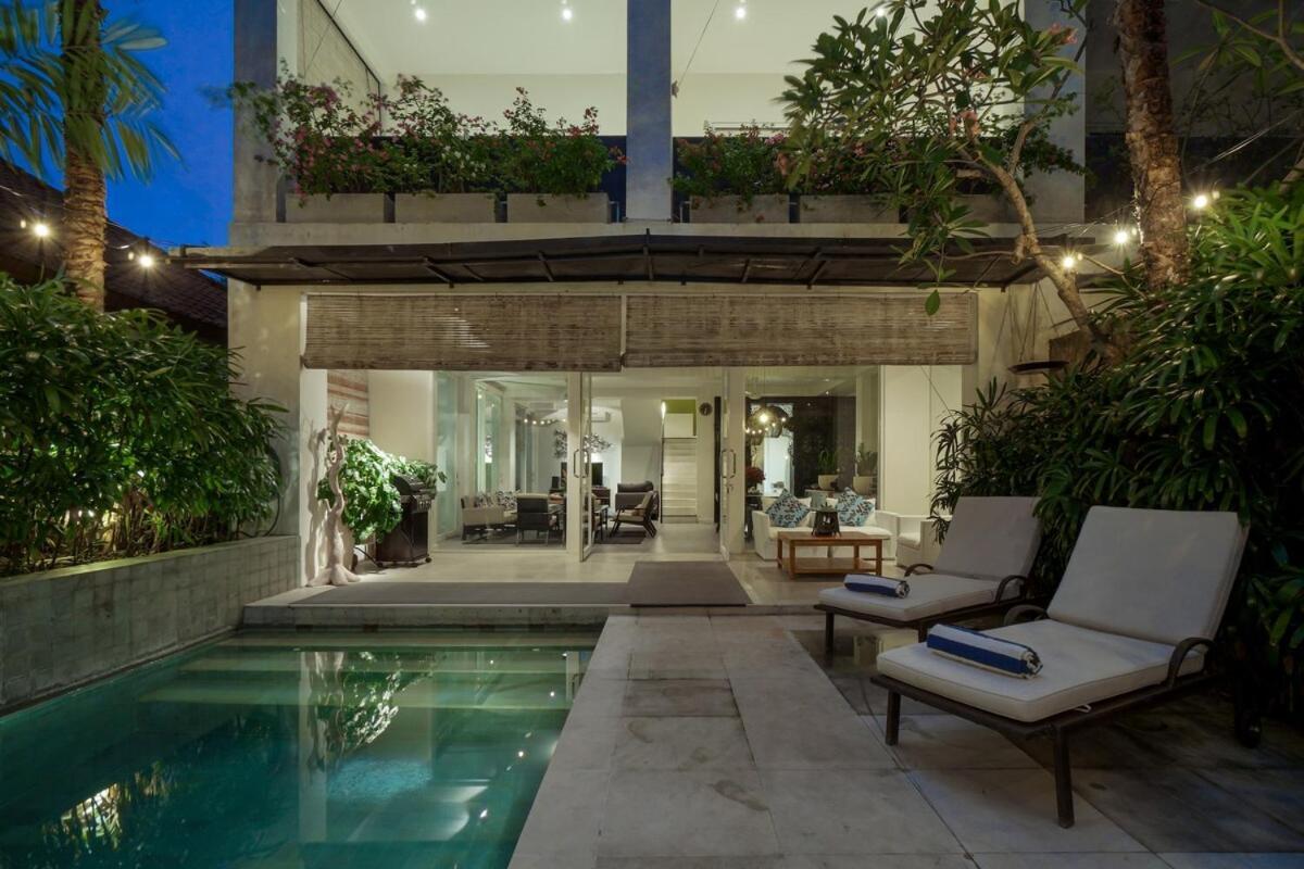 4br Group Holiday, Walk To Fitness, Food, Seminyak (Bali)