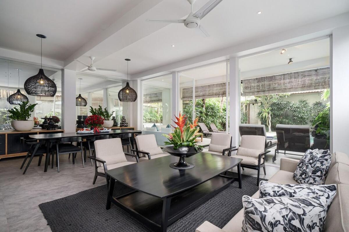 Villa 4br Group Holiday, Walk To Fitness, Food, Seminyak (Bali)